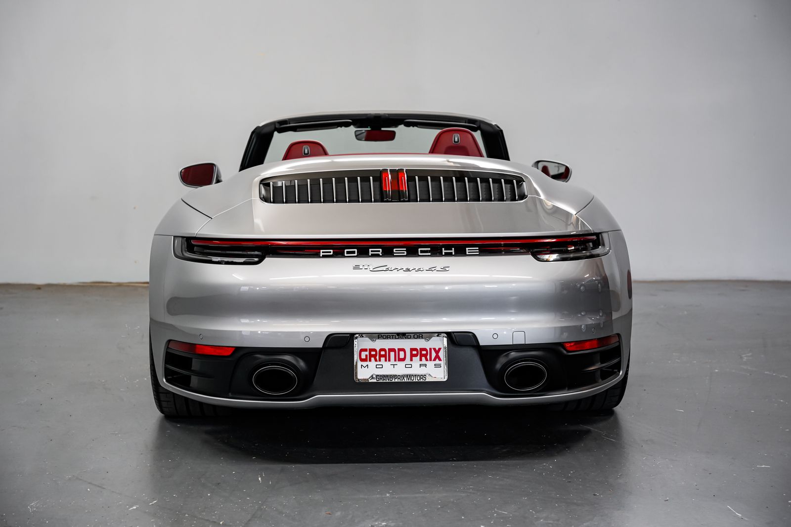 2021 Porsche 911 Carrera 4S — photo 3