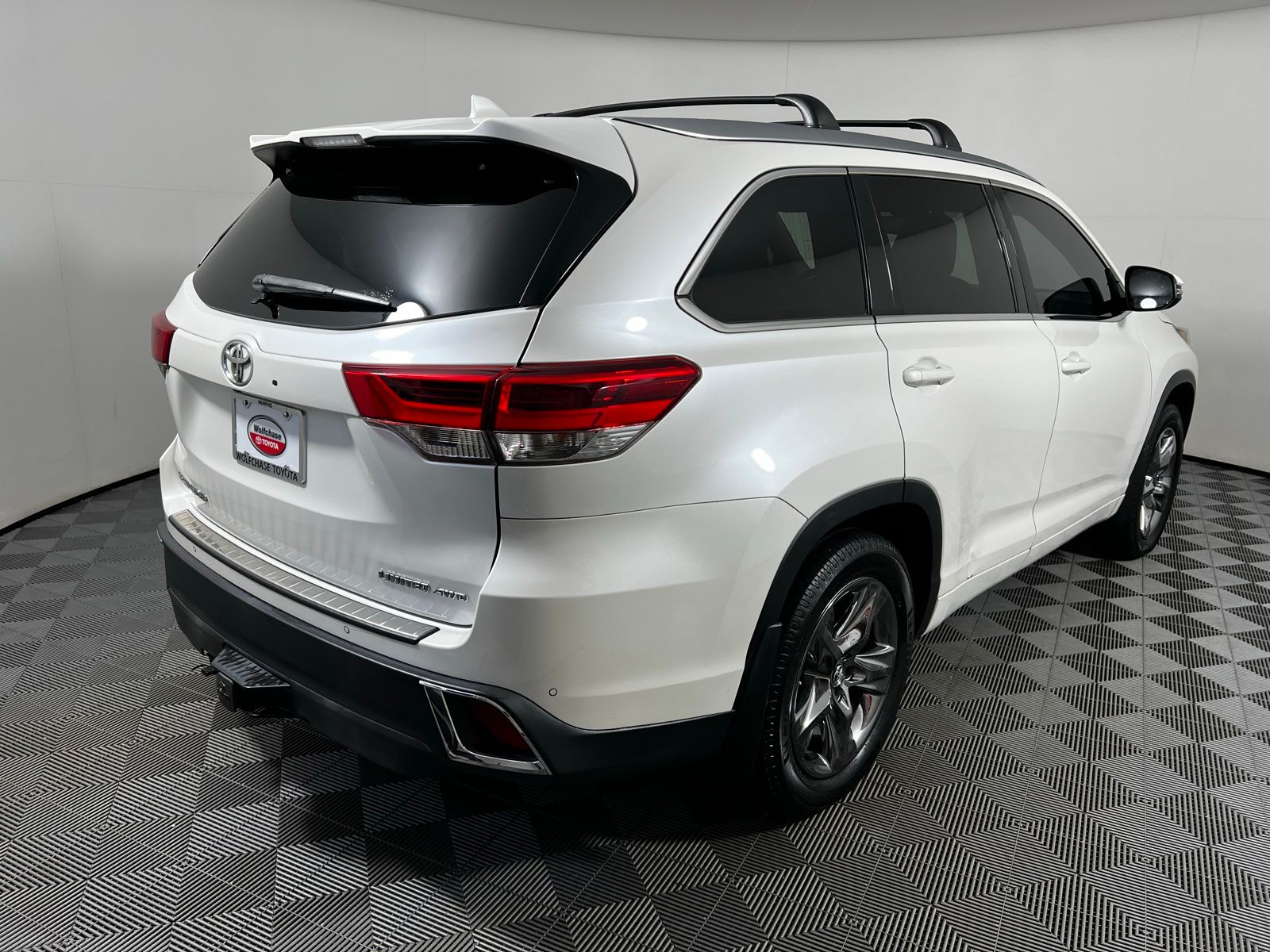 2017 Toyota Highlander Limited Platinum 5