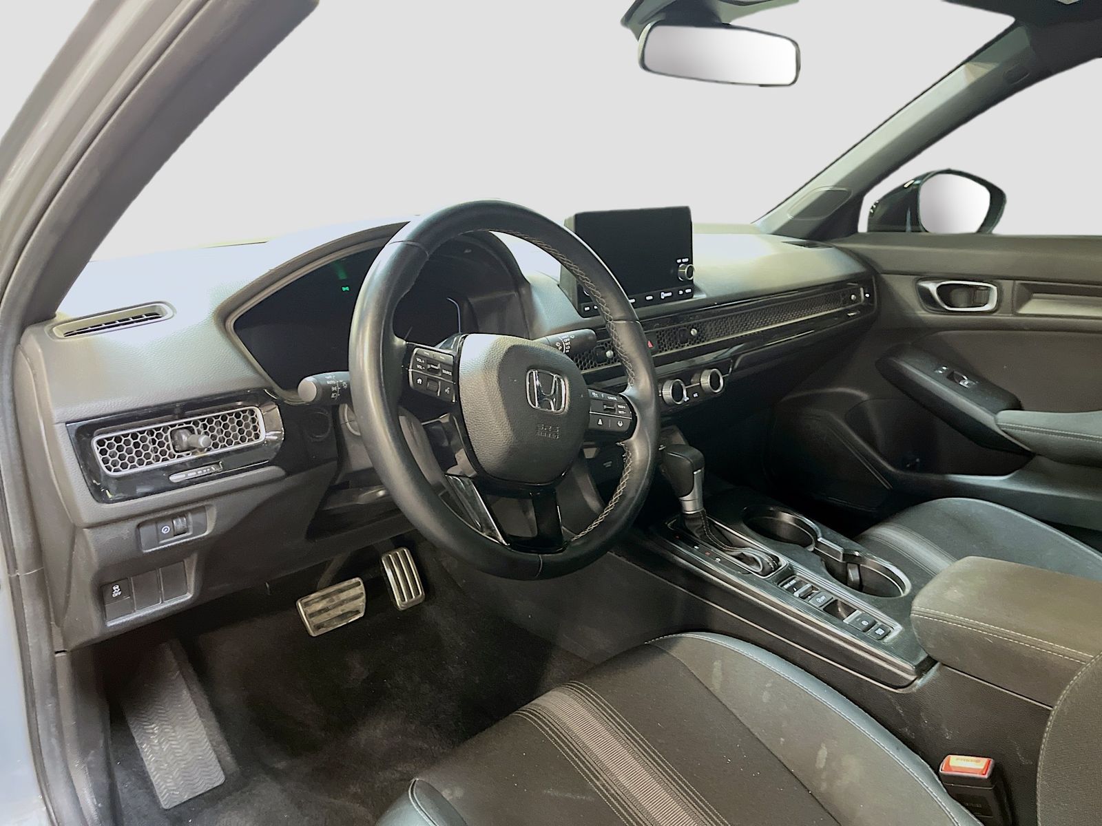 Used 2025 Gray Honda Sport image 9