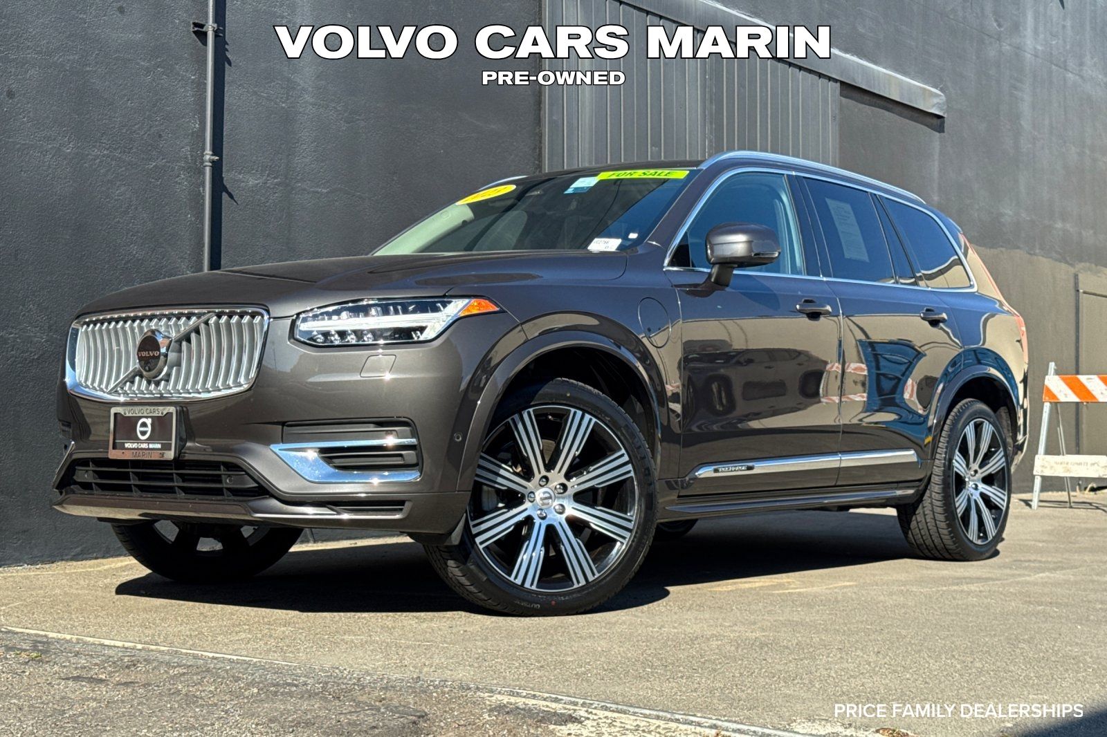 Platinum Gray Metallic 2023 Volvo XC90 SUV / Crossover All-Wheel Drive Automatic