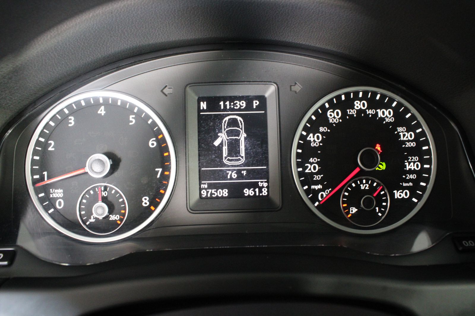 Used 2015 Gray Volkswagen S image 19