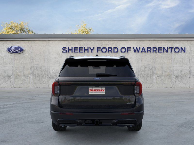 New 2026 Agate Black Metallic Ford ST-Line image 7
