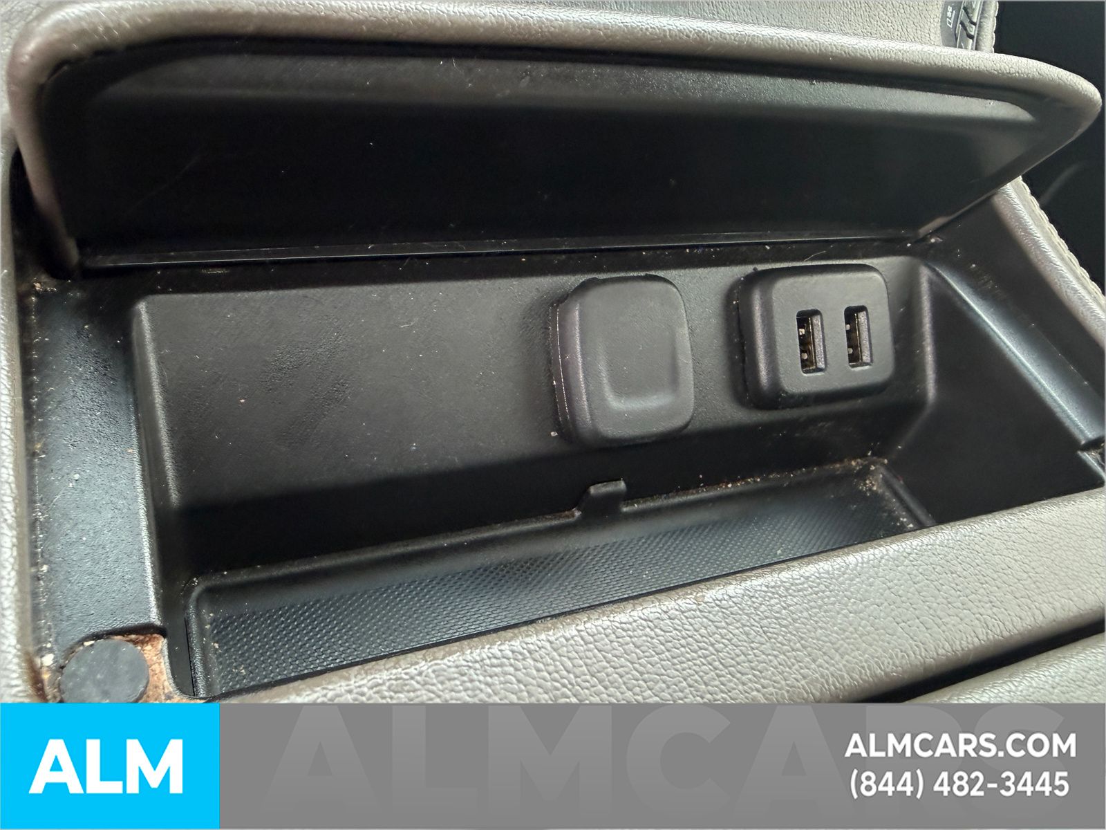 Used 2018 White GMC Denali image 21