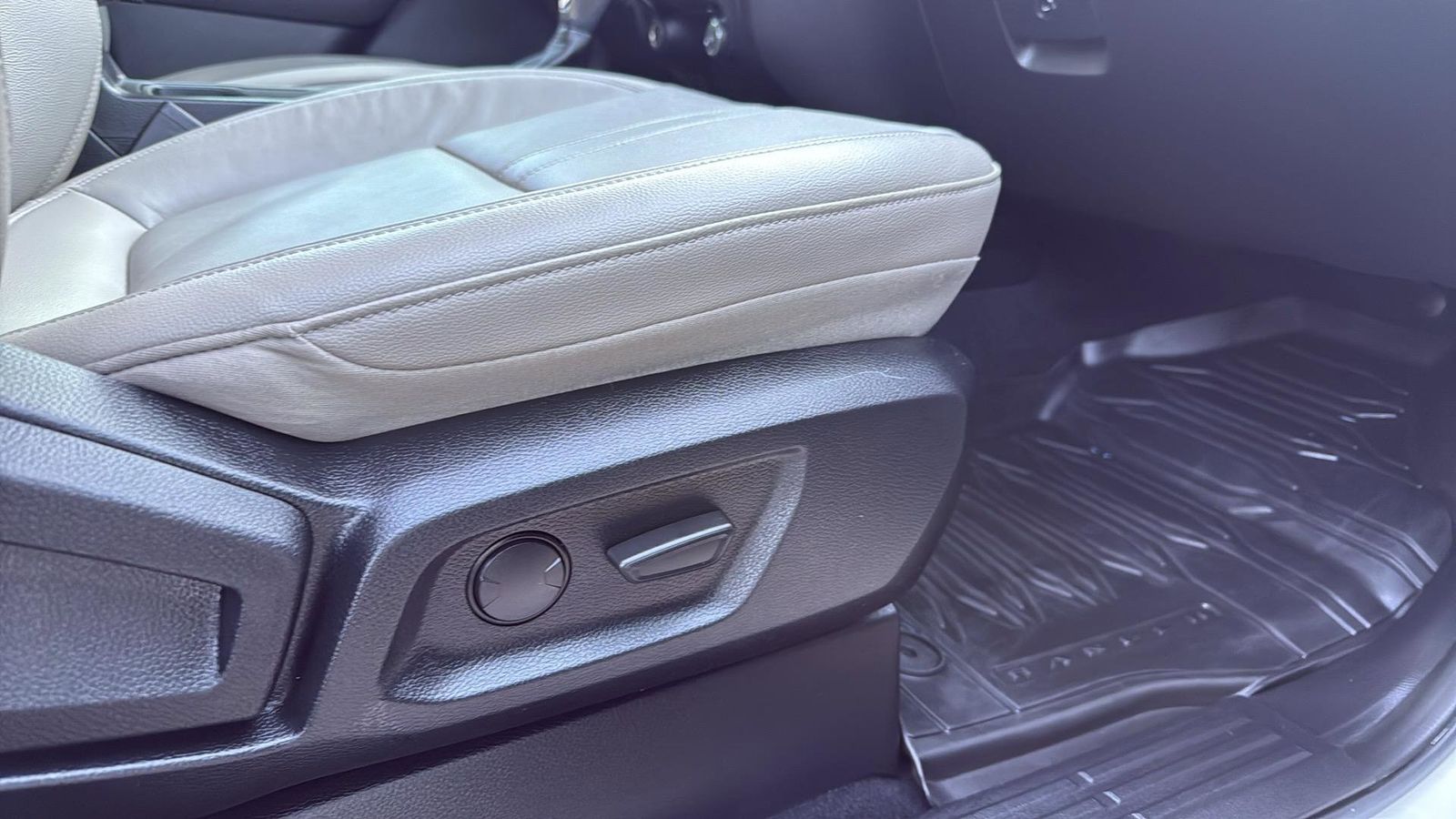 Used Car 2019 Ford Ranger  Lariat For Sale Under $30,000 In Austin, Texas