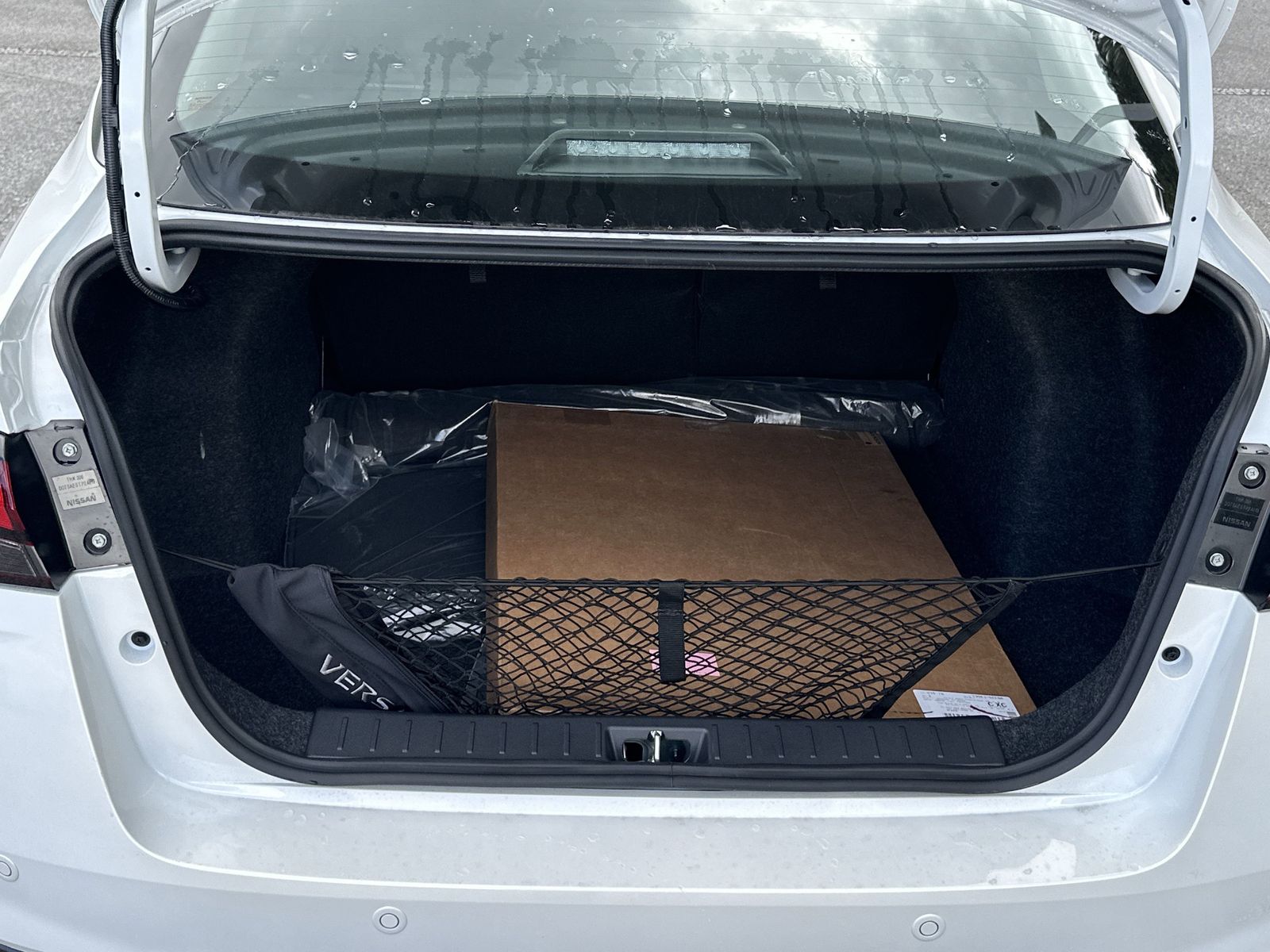 2025 Nissan Versa 1.6 SV photo 25