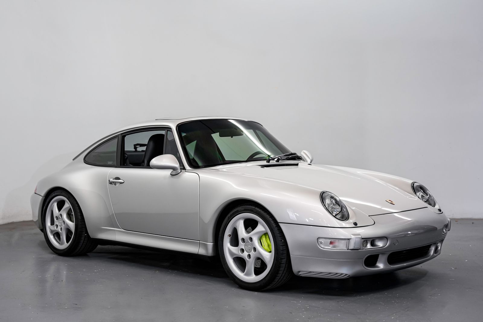  1998 Porsche 911 Carrera S Coupe RWD   