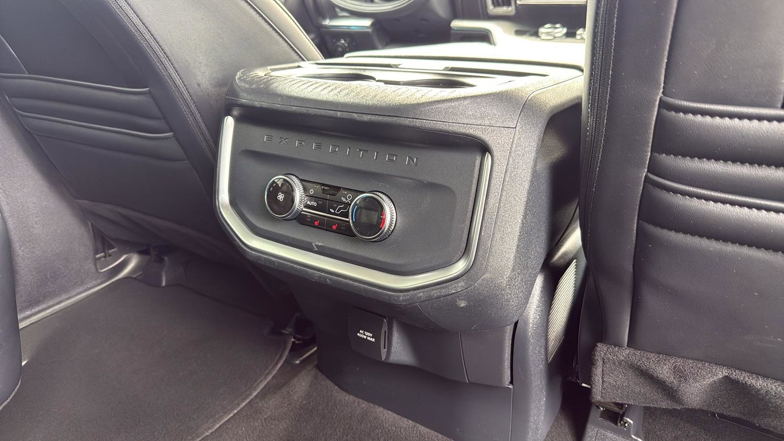 Used Car 2025 Ford Expedition  Platinum For Sale Under $80,000 In Austin, Texas