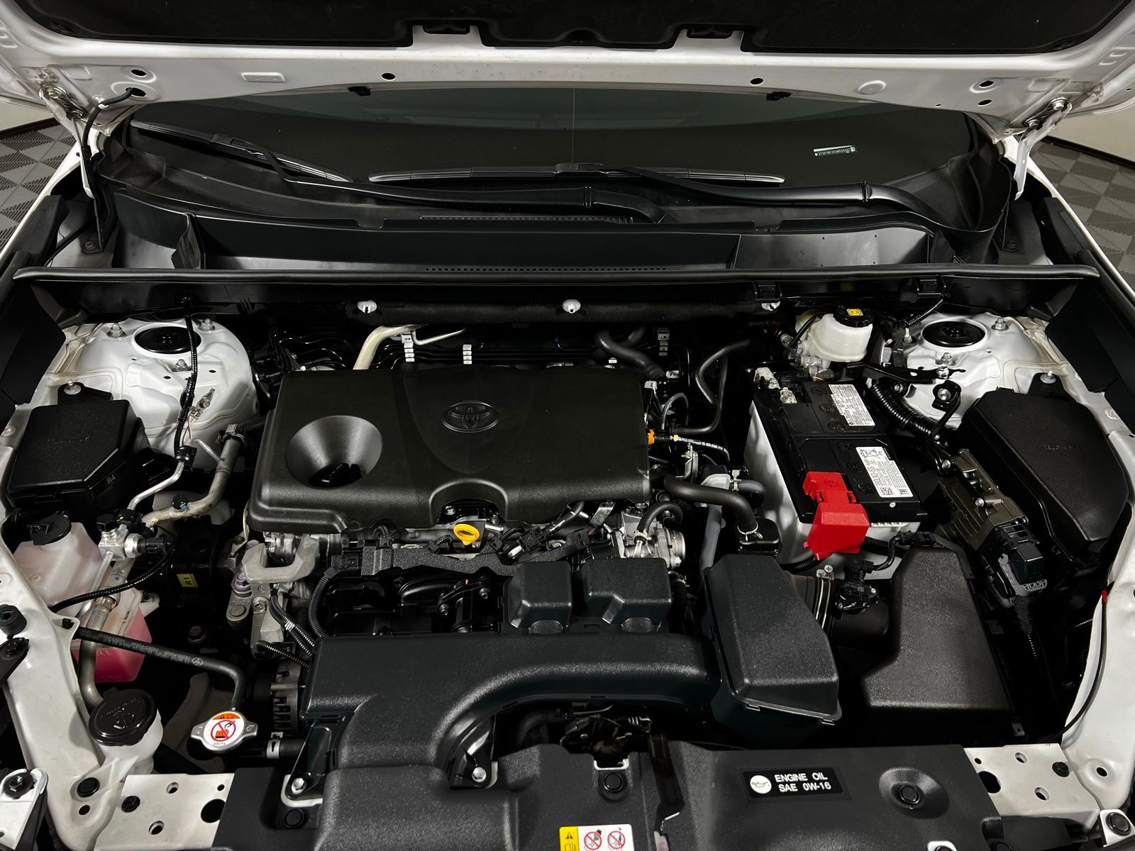 Thumbnail: 2025 Toyota RAV4 - 9