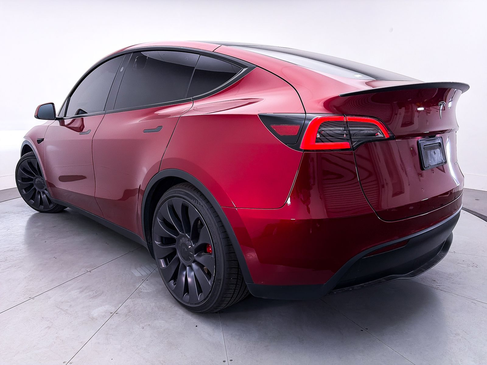 Used 2024 Tesla Model Y Performance with VIN 7SAYGDEF5RF048565 for sale in Scottsdale, AZ