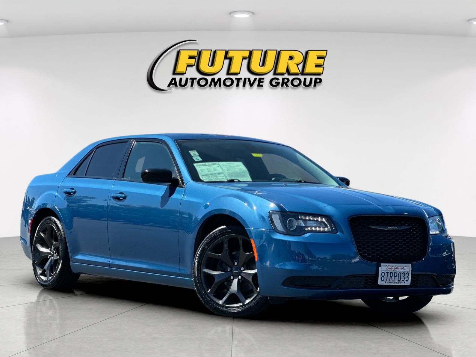 2020 Chrysler 300 Touring RWD