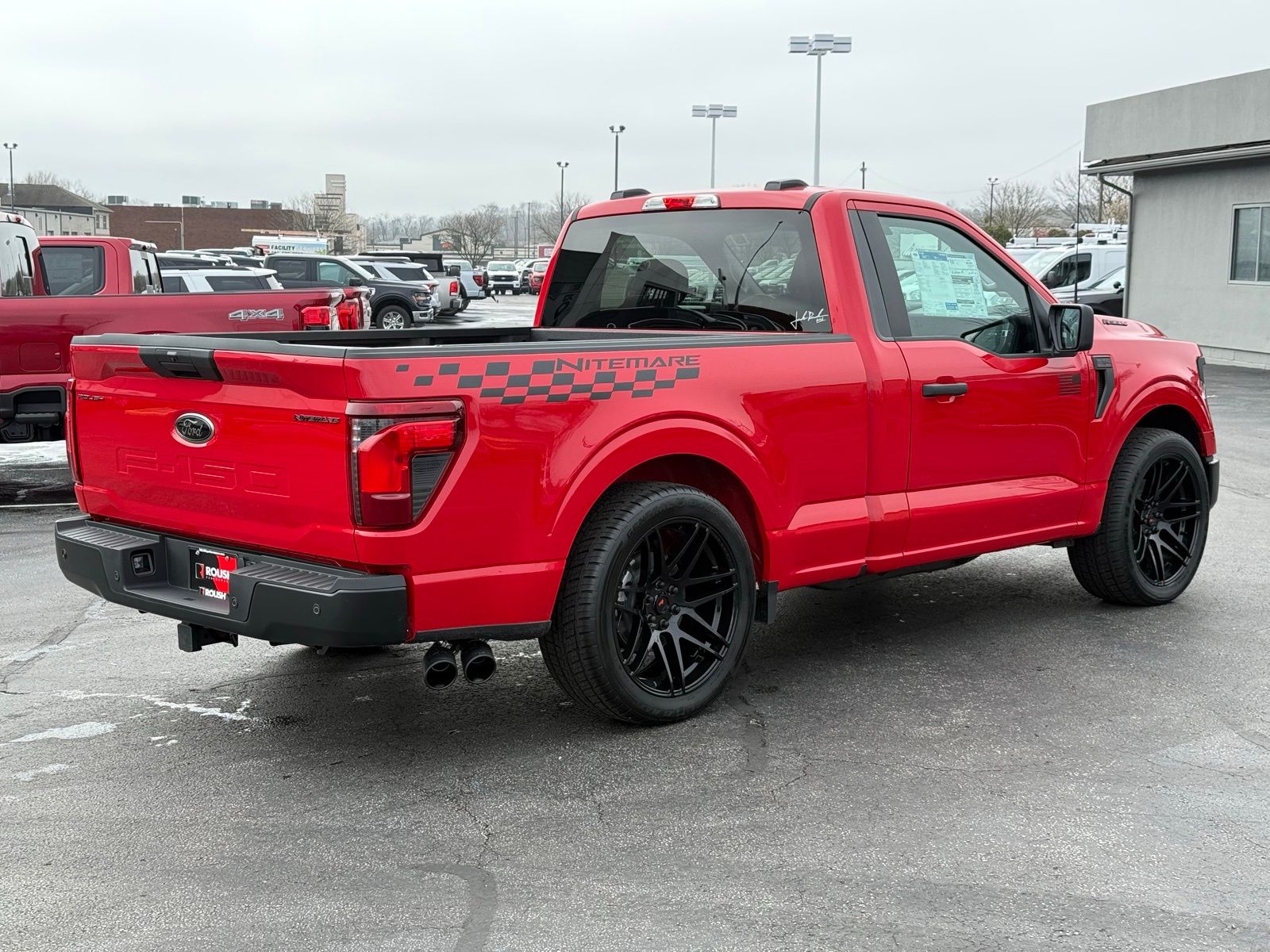 View vehicle photo 6