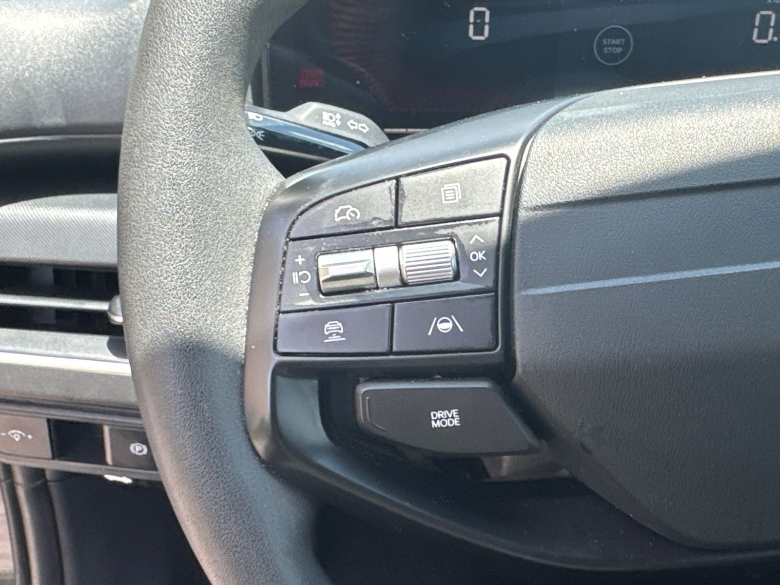 Used 2025 Gray Kia LXS image 25