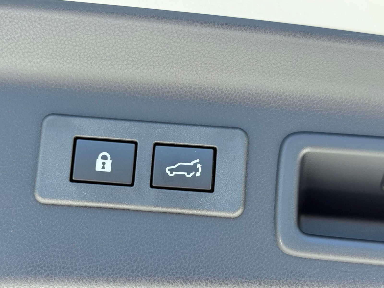 Used 2026 White Subaru Premium image 21