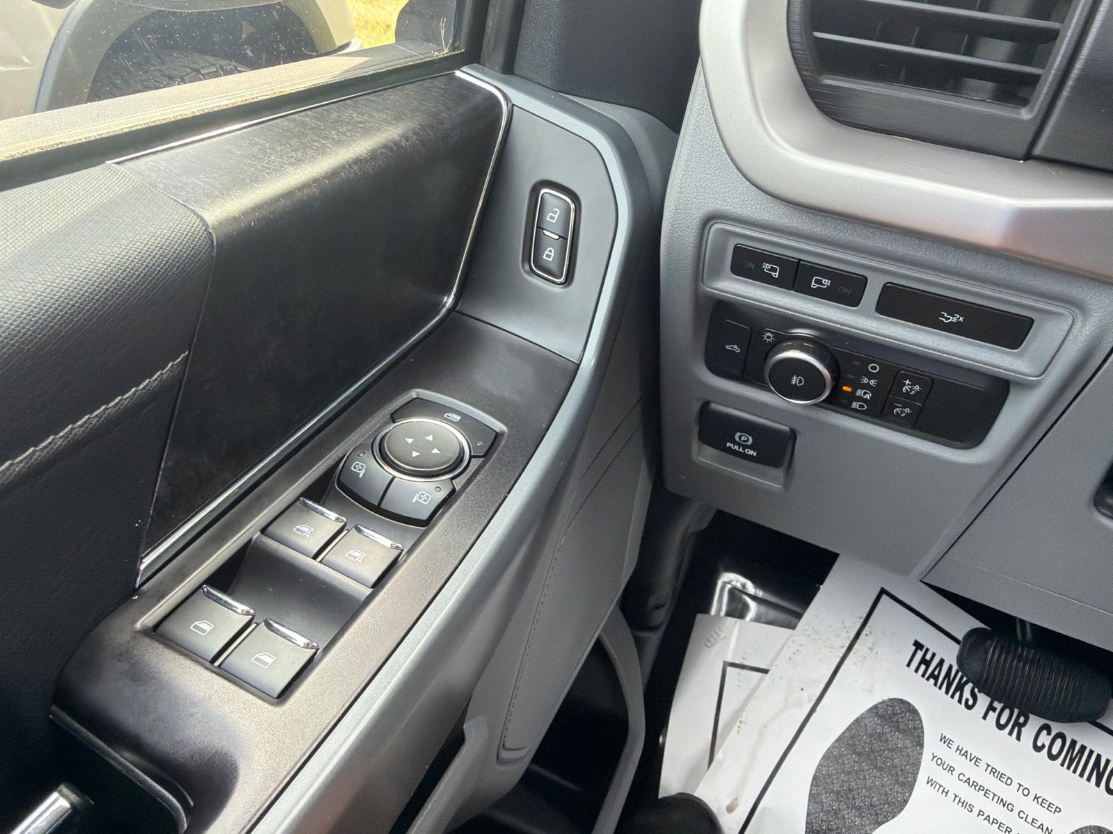 Certified Used 2022 White Metallic Ford XLT image 23