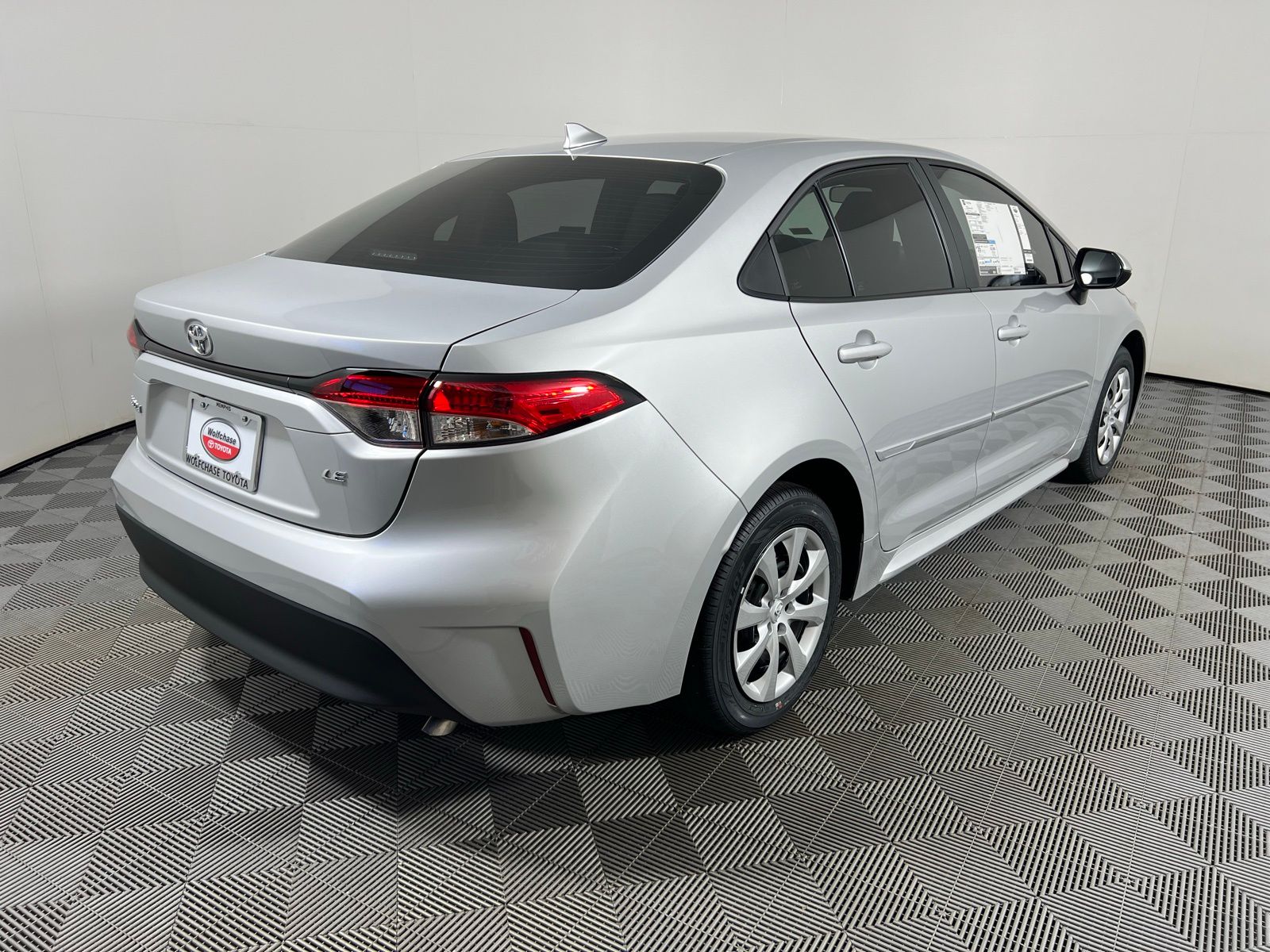 2025 Toyota Corolla LE 5