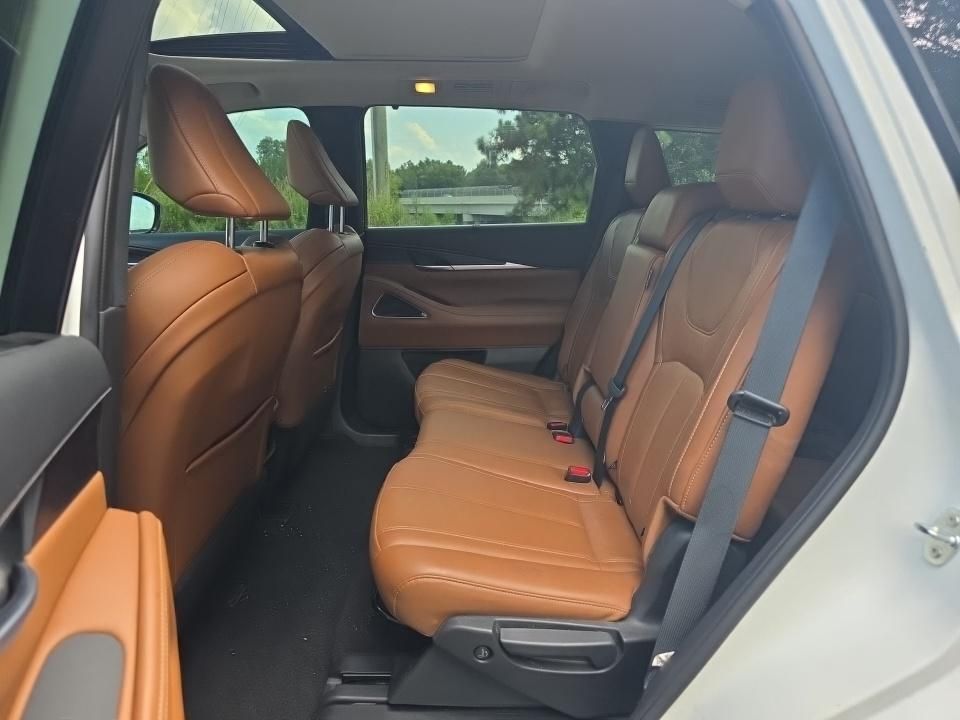 2024 Majestic White INFINITI QX60 Sensory AWD SUV