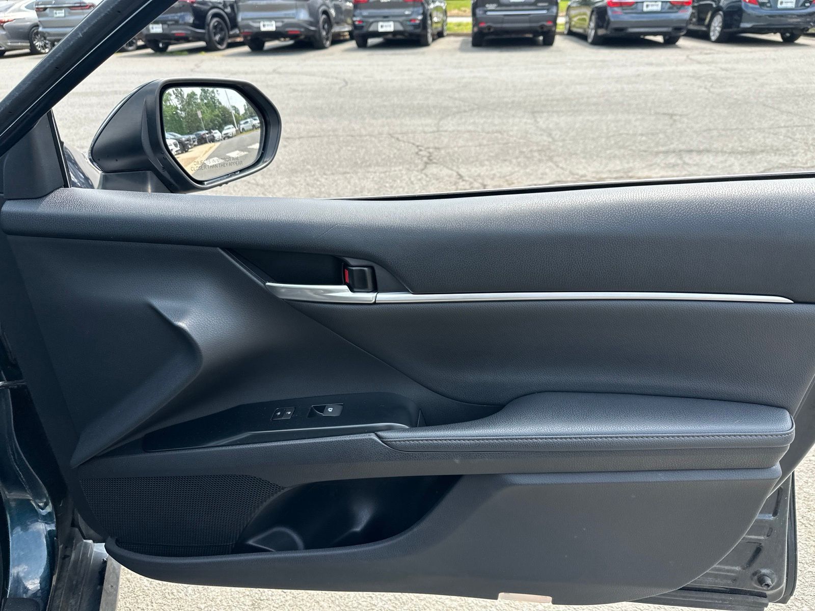 Used 2019 Blue Toyota XLE image 27