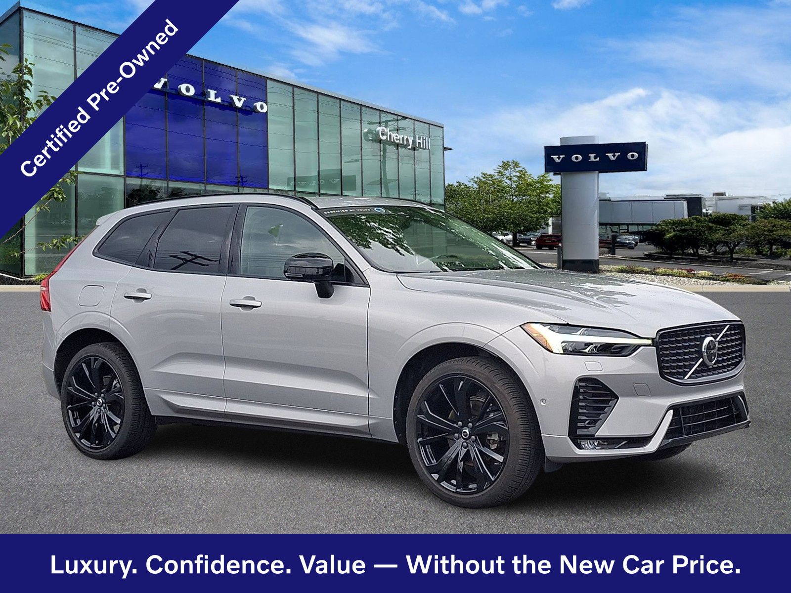 Silver 2023 Volvo XC60 SUV / Crossover All-Wheel Drive Automatic