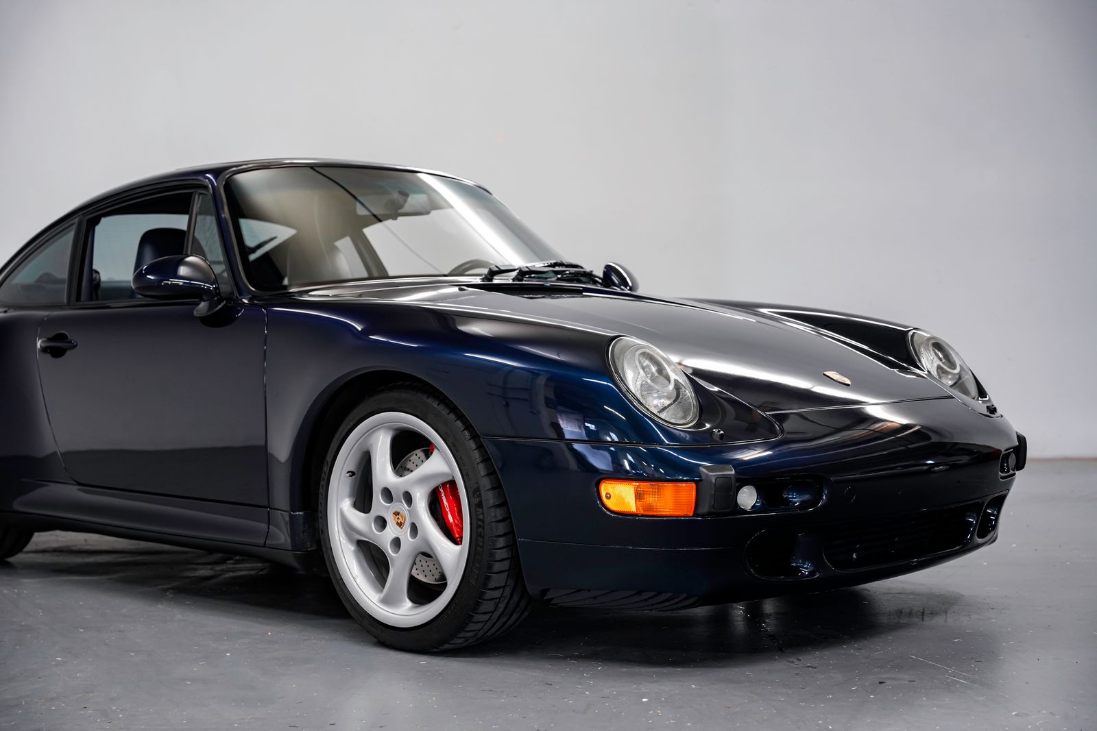 1996 Porsche 911 Carrera 4S — photo 40