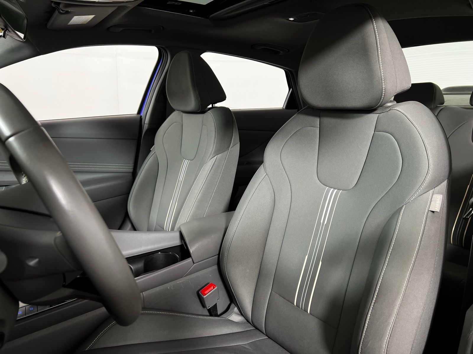 Thumbnail: 2025 Hyundai Elantra - 13