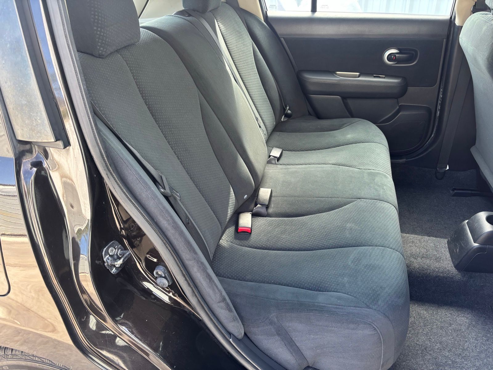 Used Car 2011 Nissan Versa  1.8 S For Sale Under $10,000 In Austin, Texas