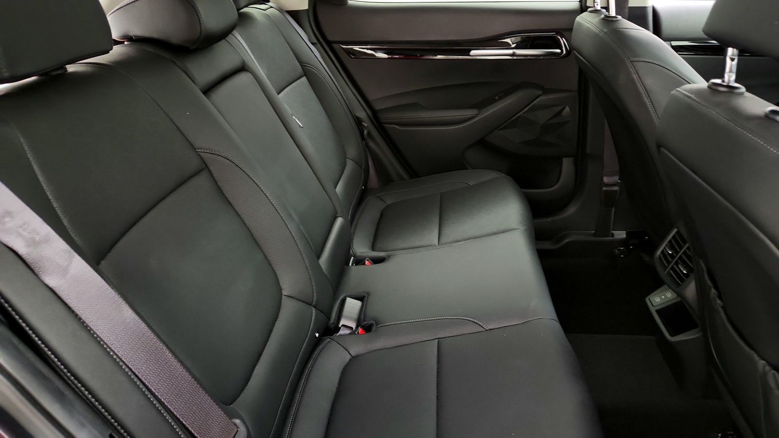 Used 2024 Gray Kia EX image 43