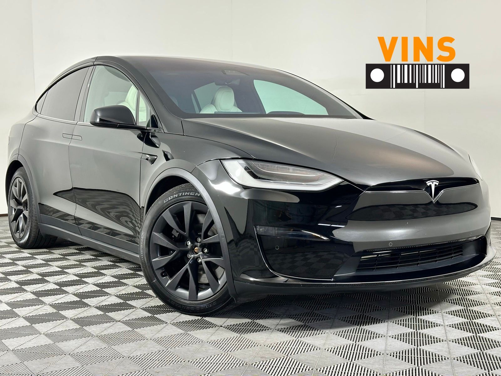 2021 Tesla Model X Performance's photo