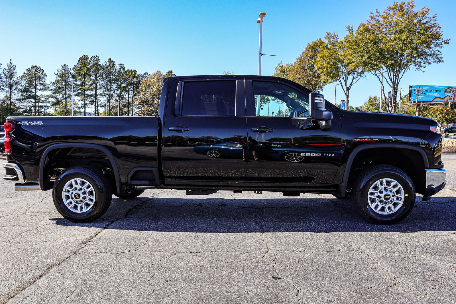 2025 Chevrolet Silverado 2500HD LT 11