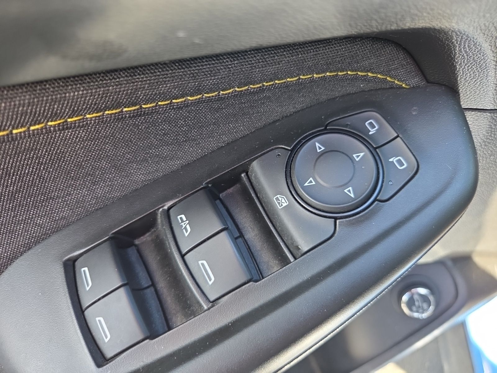 used 2024 Chevrolet TrailBlazer car, priced at $24,869