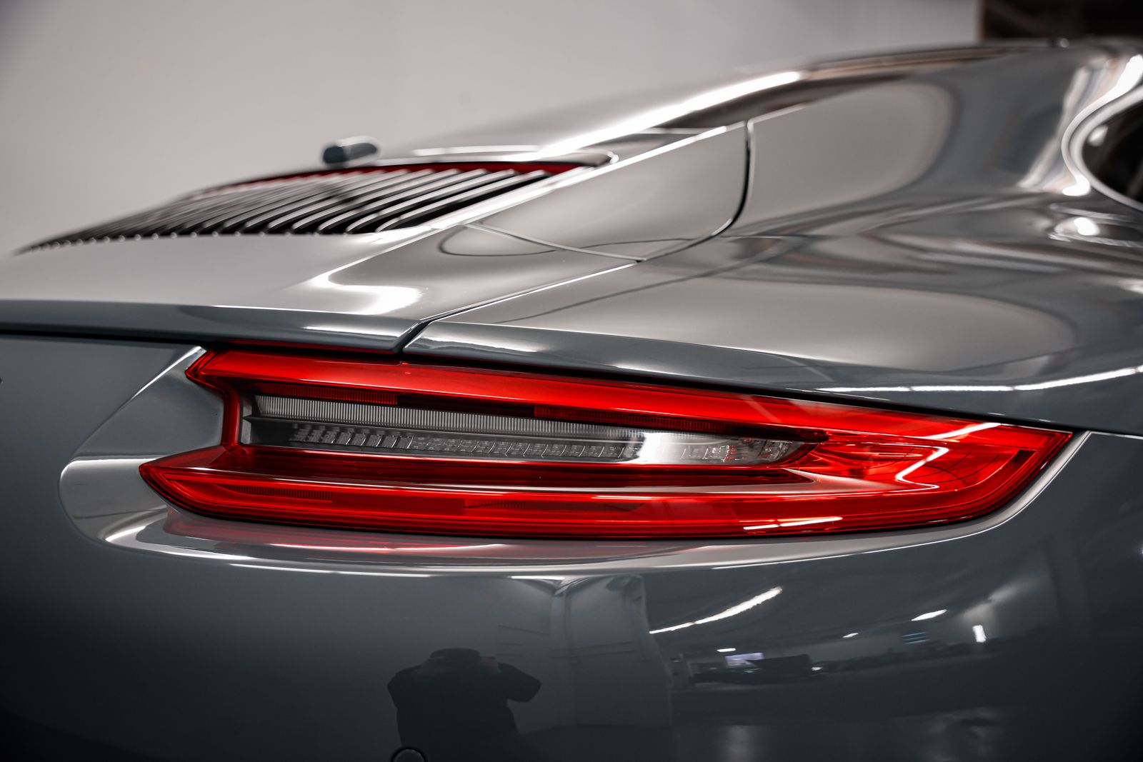 2018 Porsche 911 Carrera — photo 33