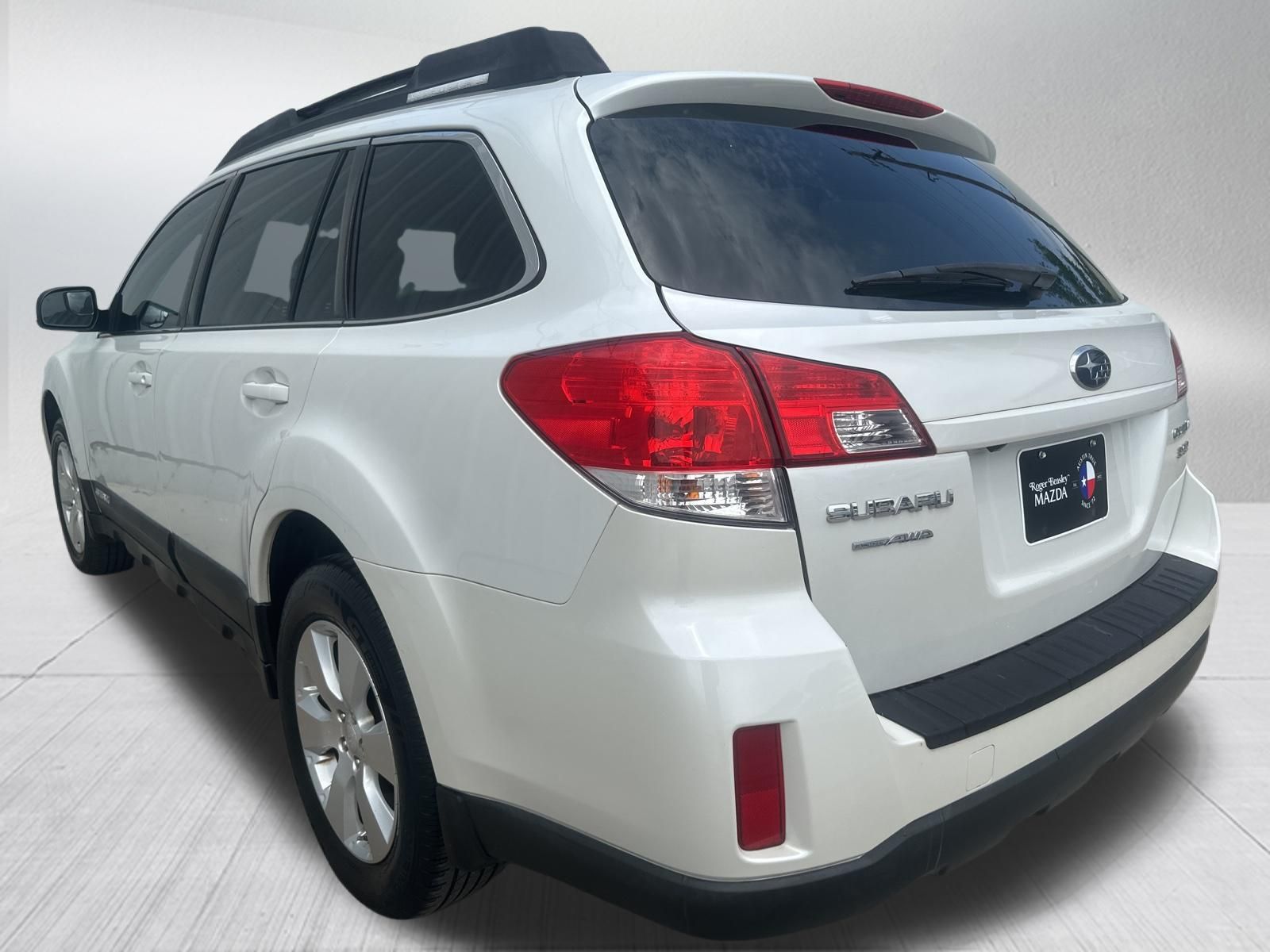 Used Car 2010 Subaru Outback  3.6r For Sale Under $10,000 In Austin, Texas