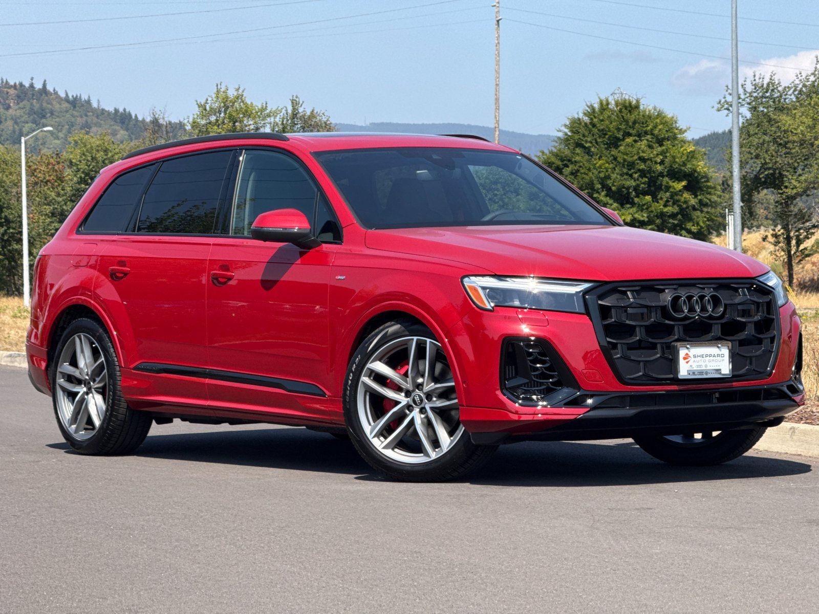 Chili Red 2026 Audi Q7 SUV / Crossover 8-Speed Automatic