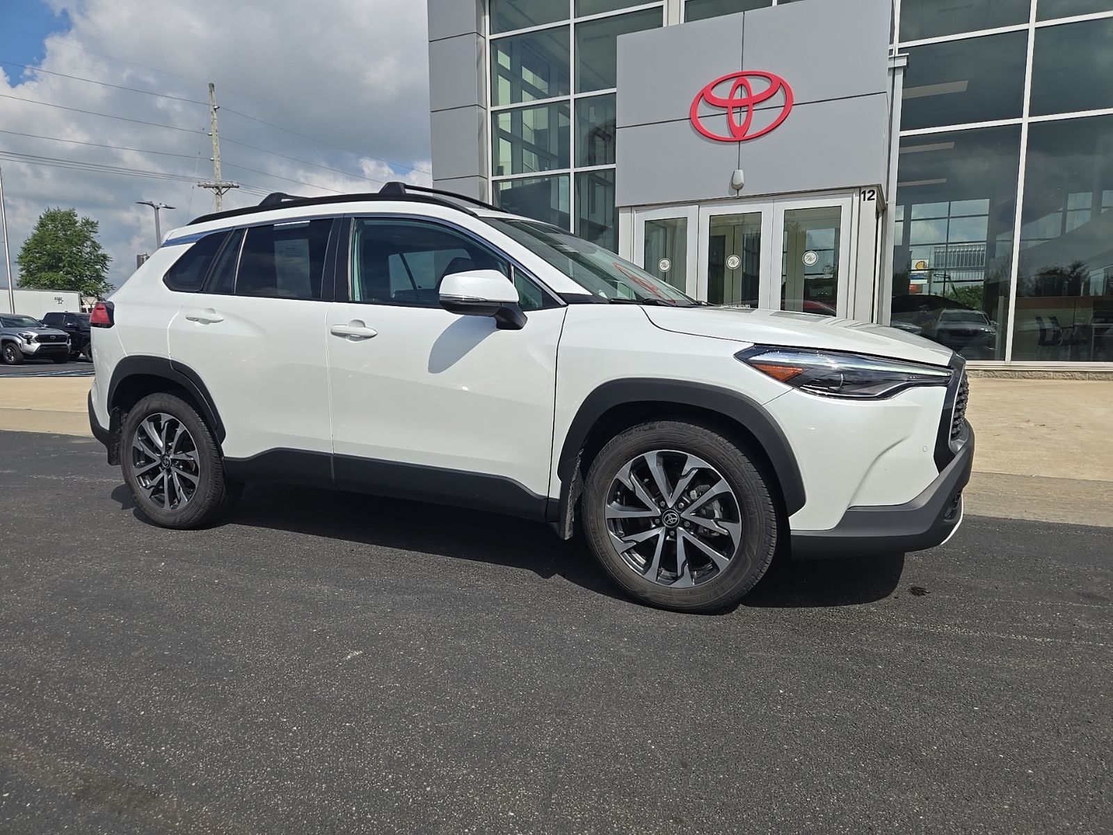 Pearl 2023 Toyota Corolla Cross SUV / Crossover All-Wheel Drive Continuously Variable Transmission
