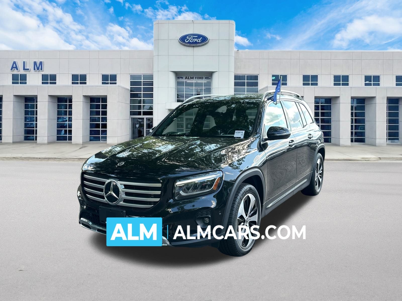 Black 2025 Mercedes-Benz GLB SUV / Crossover Front-Wheel Drive 8-Speed Dual Clutch