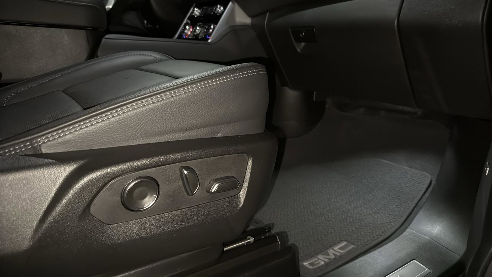 Used Car 2023 Gmc Yukon  Denali For Sale Under $70,000 In Austin, Texas