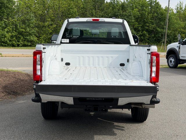 New 2026 Oxford White Ford XL image 15