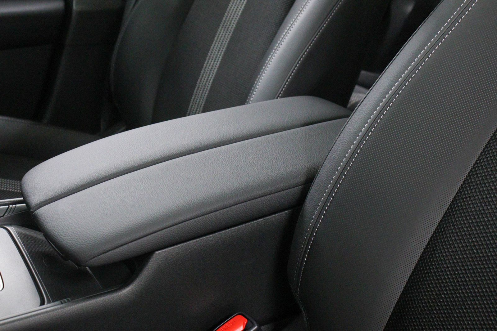 New Car 2025 Mazda Cx-50  2.5 S Premium Package For Sale Under $35,000 In Austin, Texas