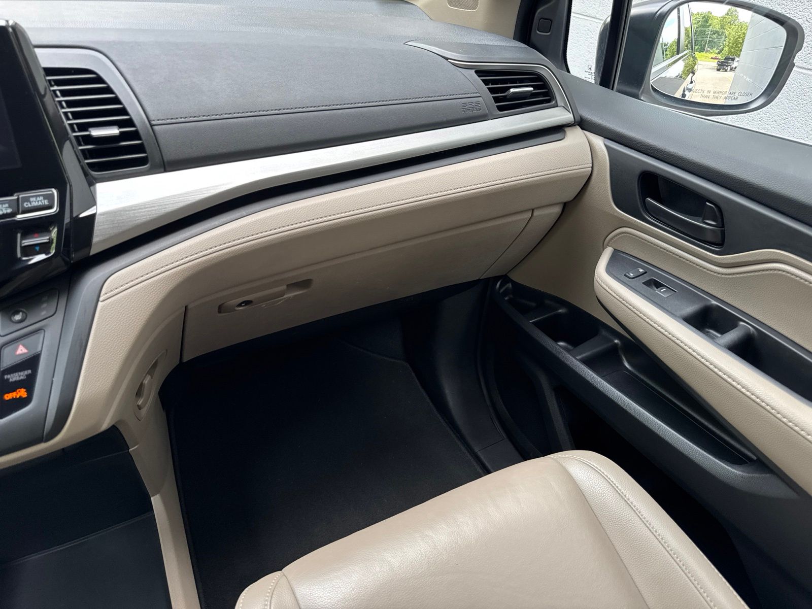 Used 2019 Deep Scarlet Pearl Honda EX-L image 31