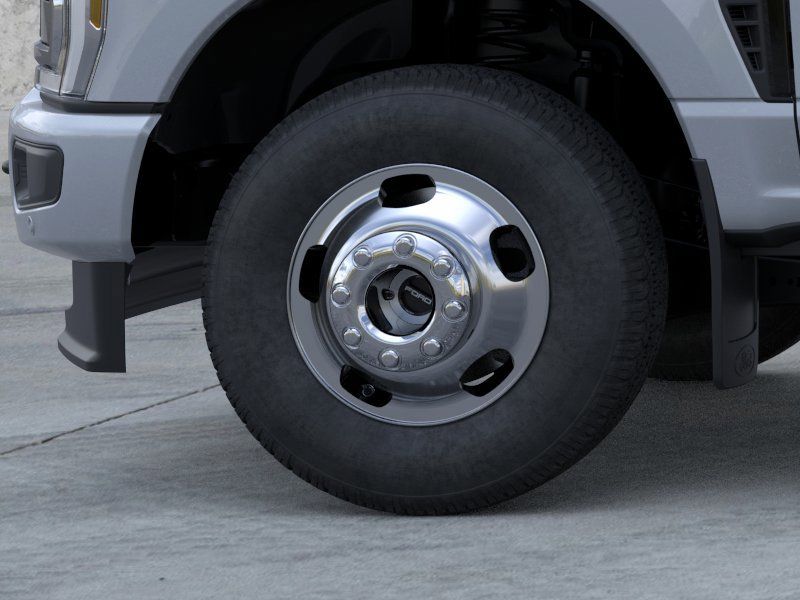 New 2026 Glacier Gray Metallic Tri-Coat Ford Platinum image 19