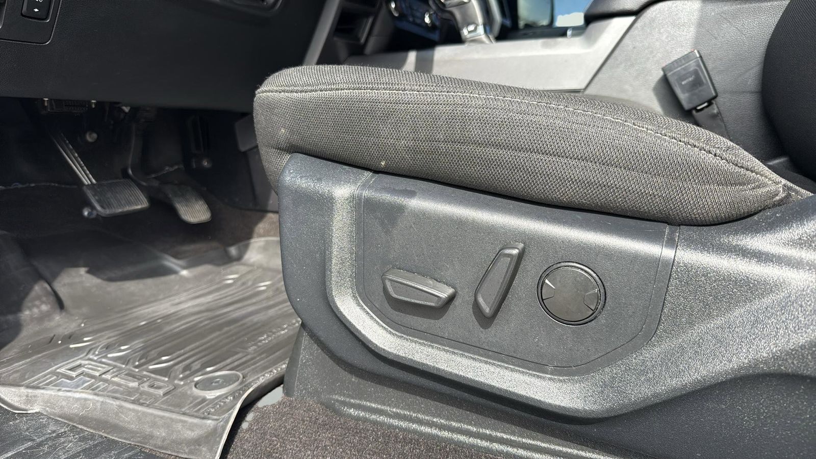Used Car 2020 Ford F-150  Xlt For Sale Under $35,000 In Austin, Texas