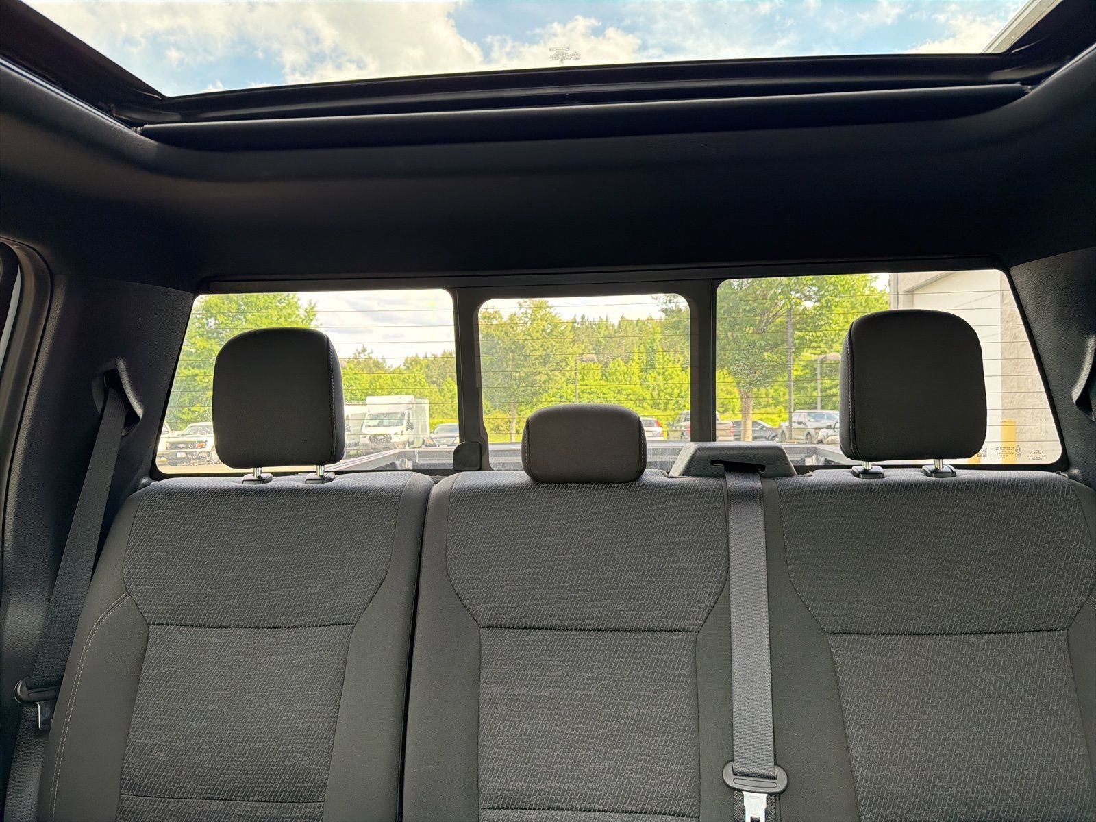 Certified Used 2023 Oxford White Ford XLT image 31