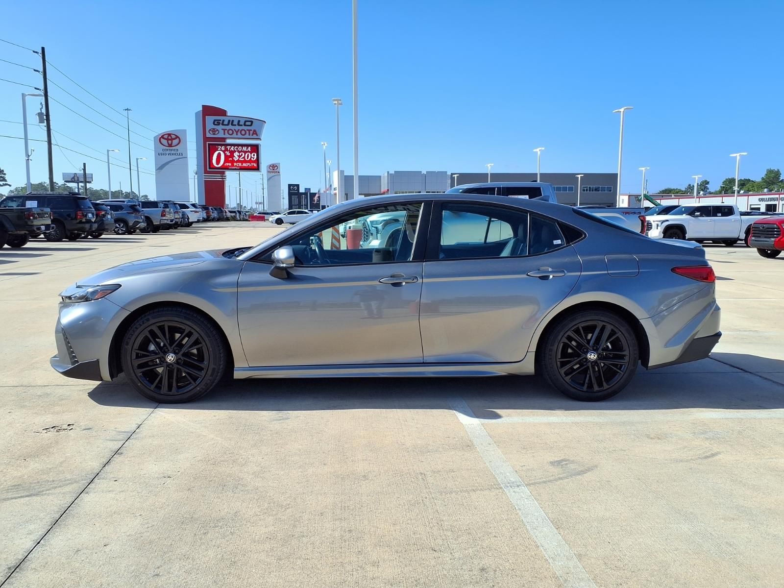 2025 Toyota Camry SE - 7