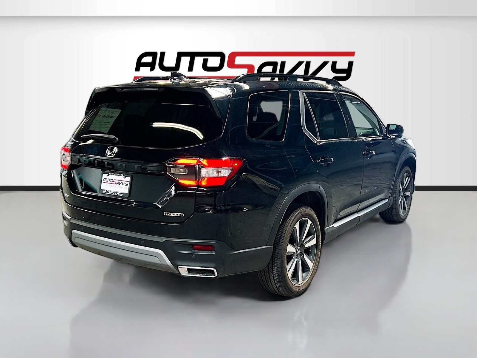 Used 2024 Black Honda Touring image 7