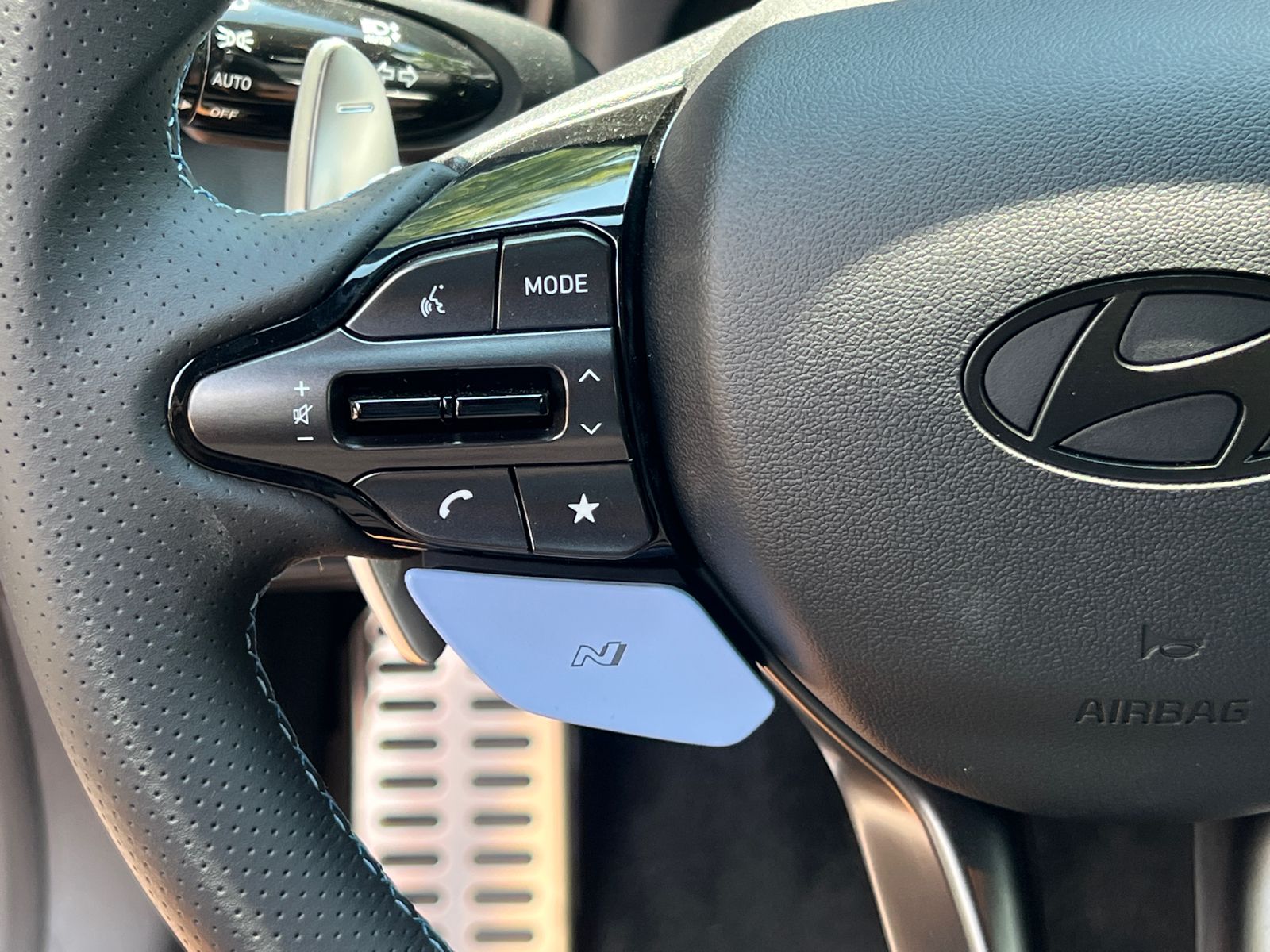 2025 Hyundai Elantra N Base photo 17