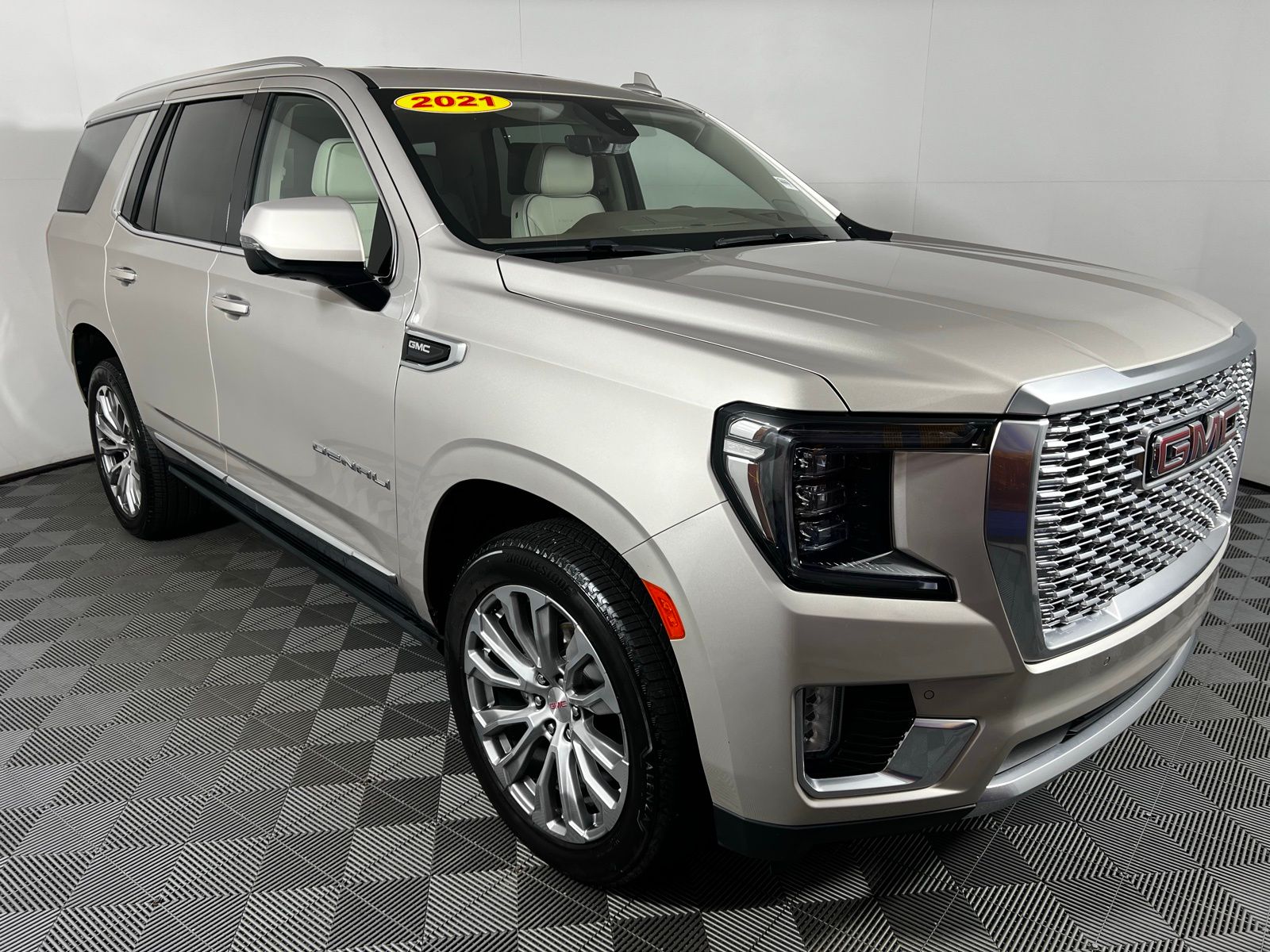 2021 GMC Yukon Denali 3