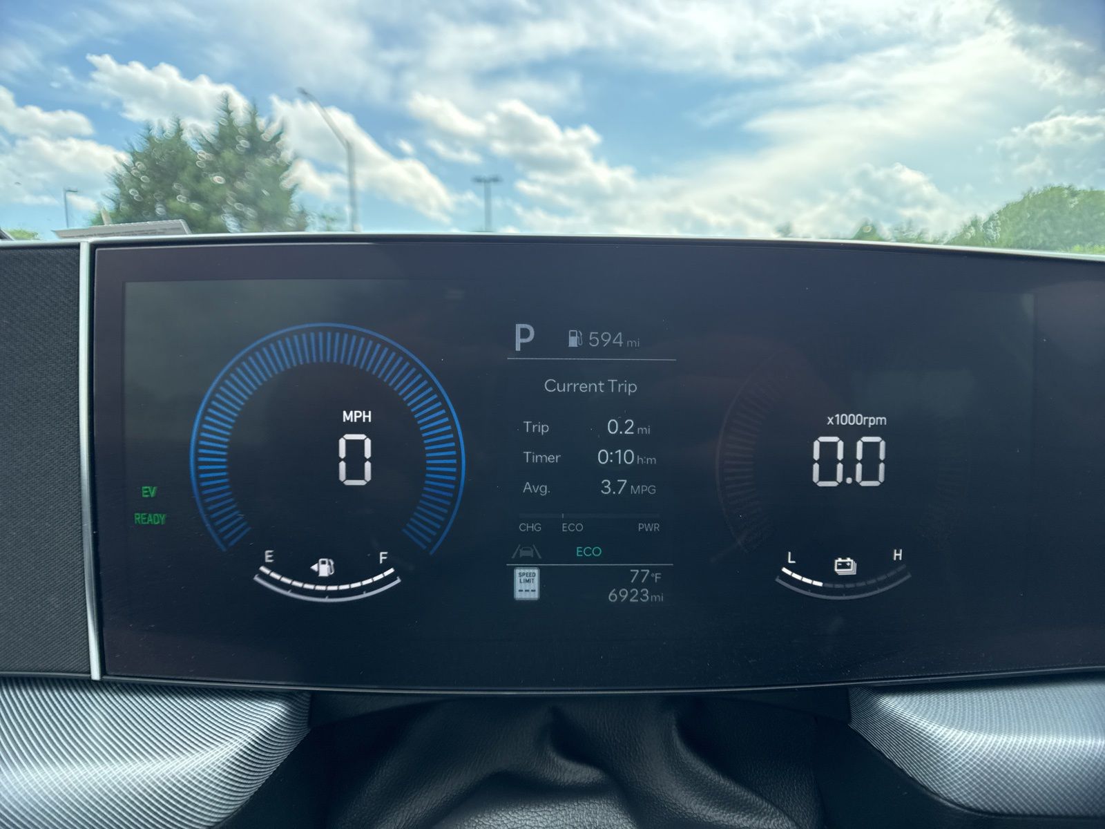 Used 2025 Red Hyundai SEL image 6