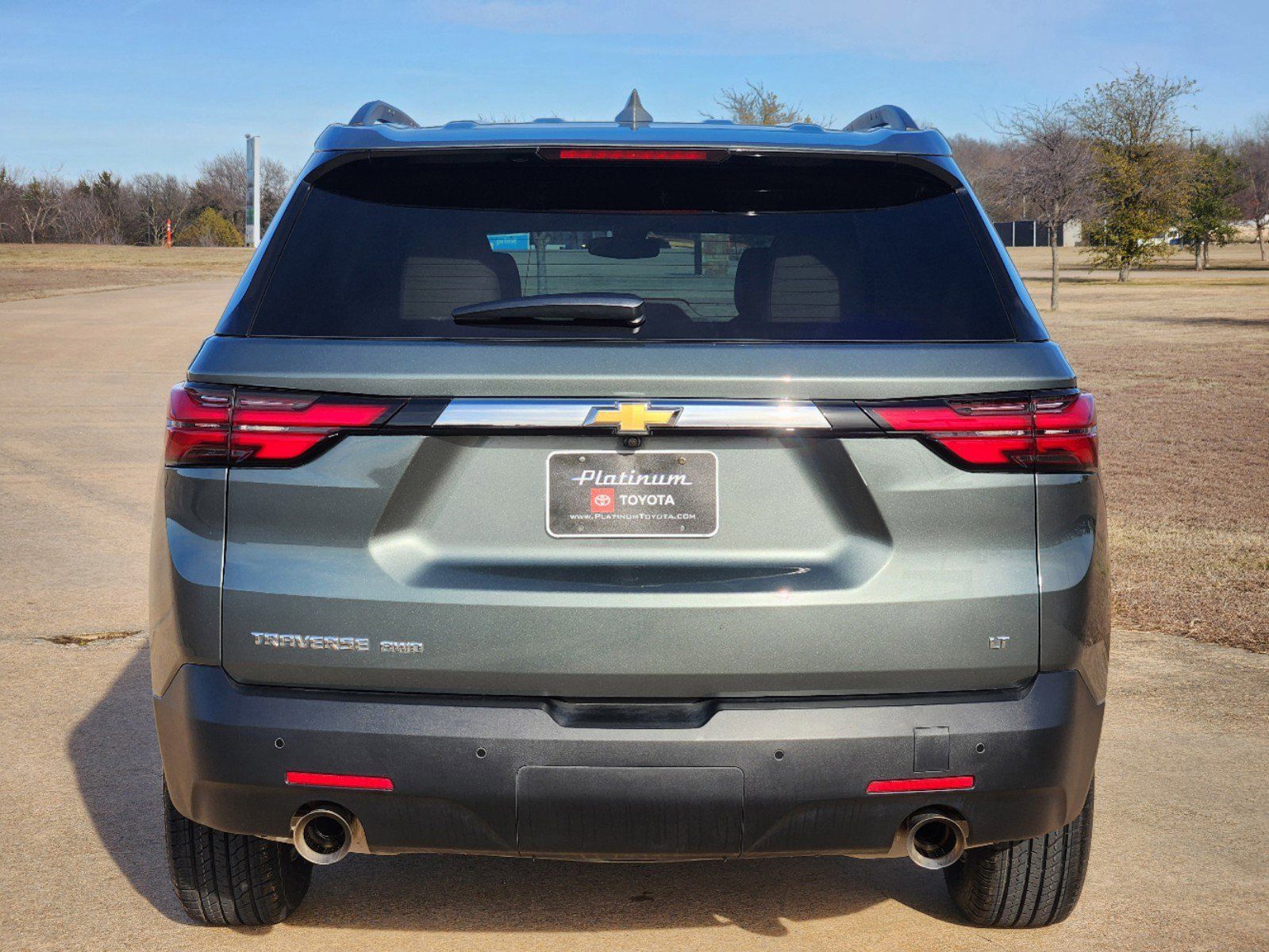 2023 Chevrolet Traverse LT Leather 8