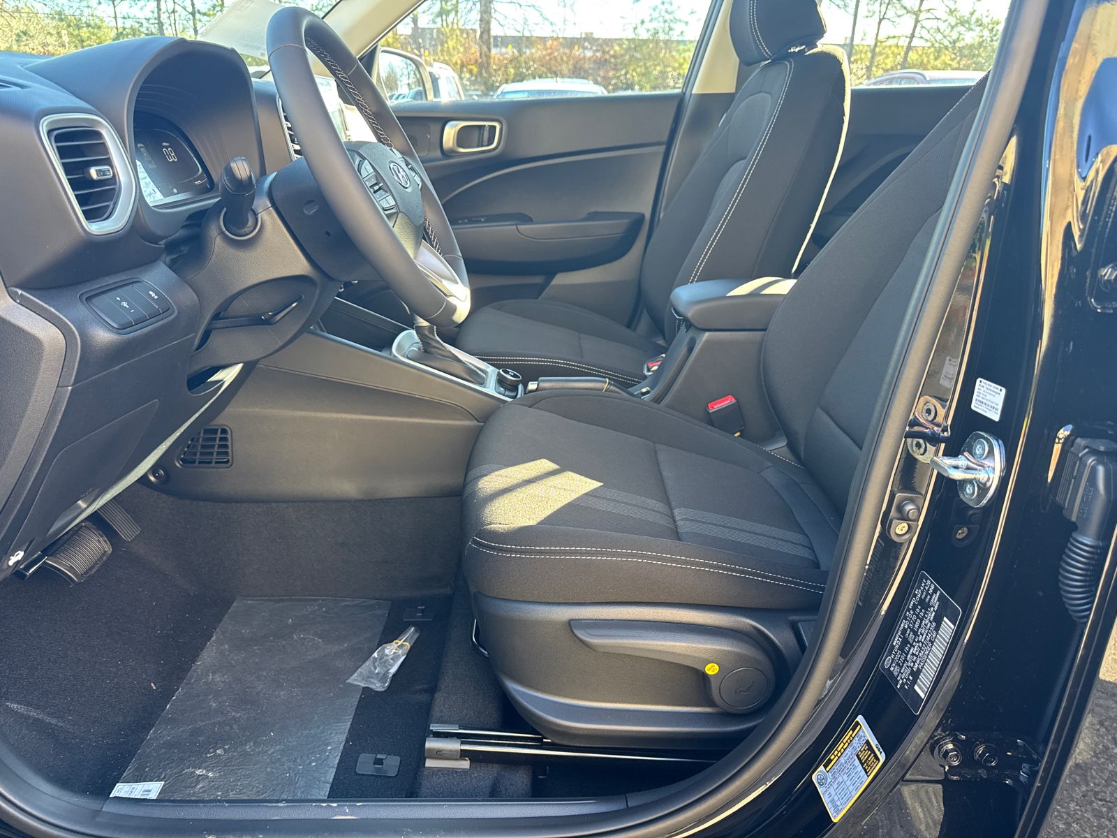 New 2026 Black Hyundai SEL image 10