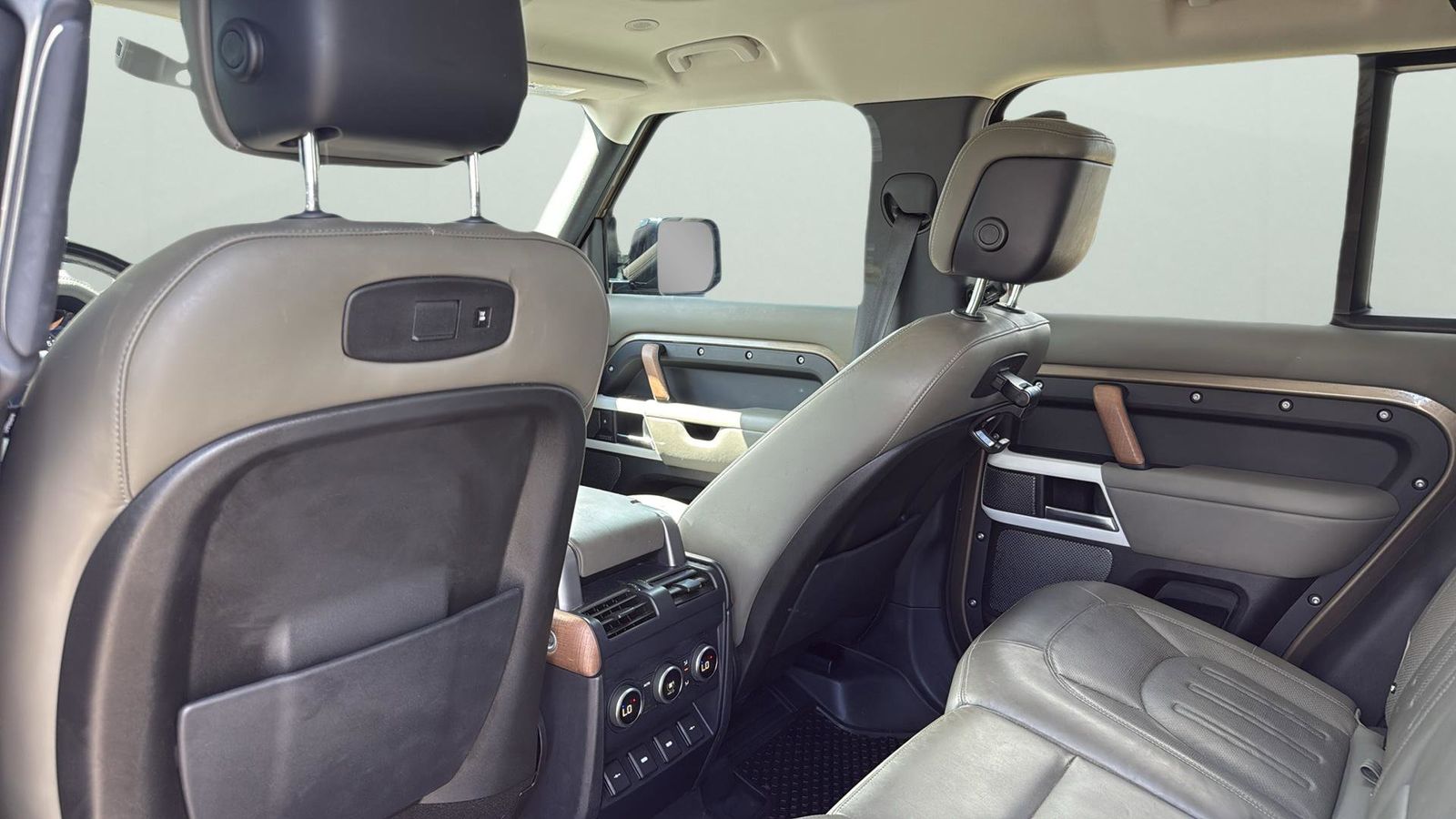 Used Car 2020 Land Rover Defender 110  Hse For Sale Under $50,000 In Austin, Texas
