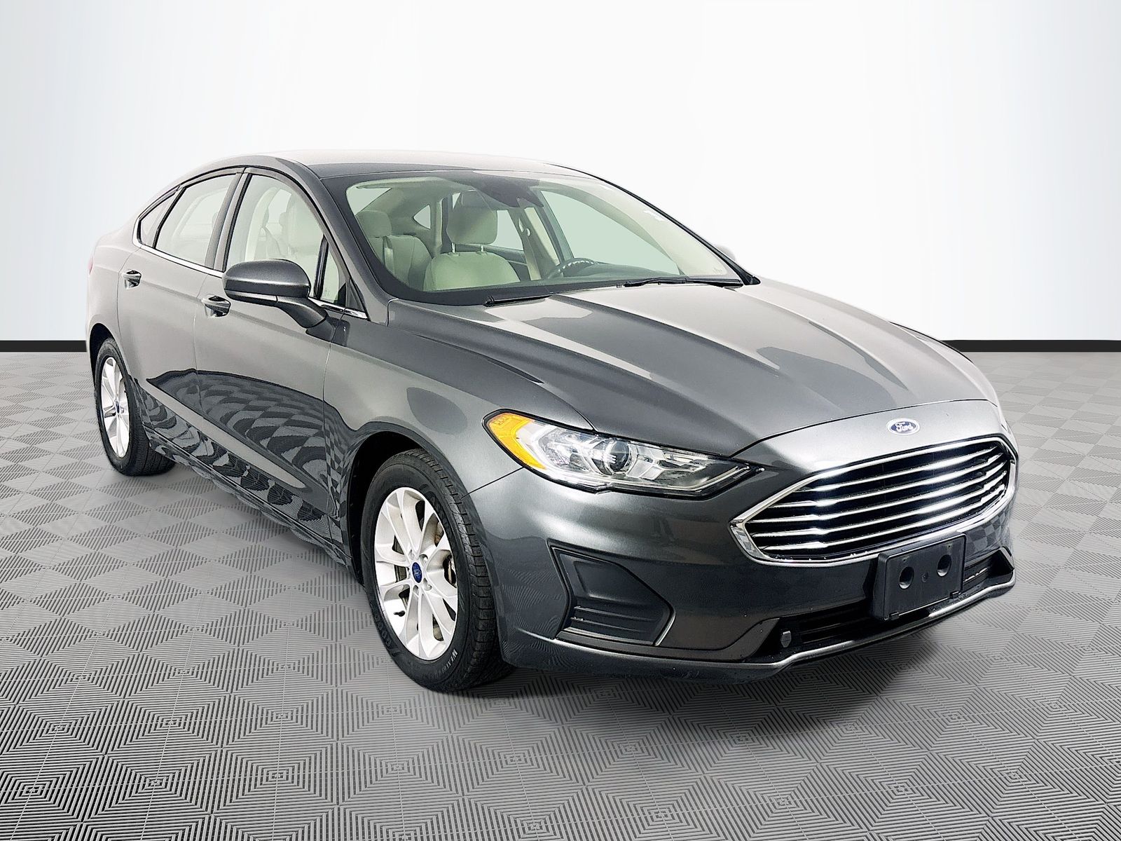 Gray (Magnetic) 2020 Ford Fusion Sedan Front-Wheel Drive 6-Speed Automatic